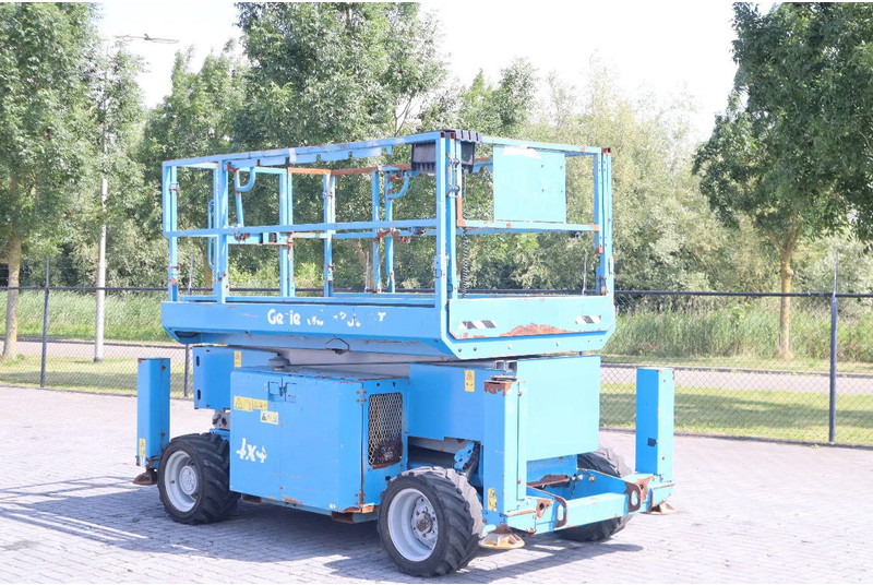 Genie GS-3369 RT | 12 METER | 454 kg - Scissor lift: picture 3 Genie GS-3369 RT | 12 METER | 454 kg - Scissor lift: picture 3