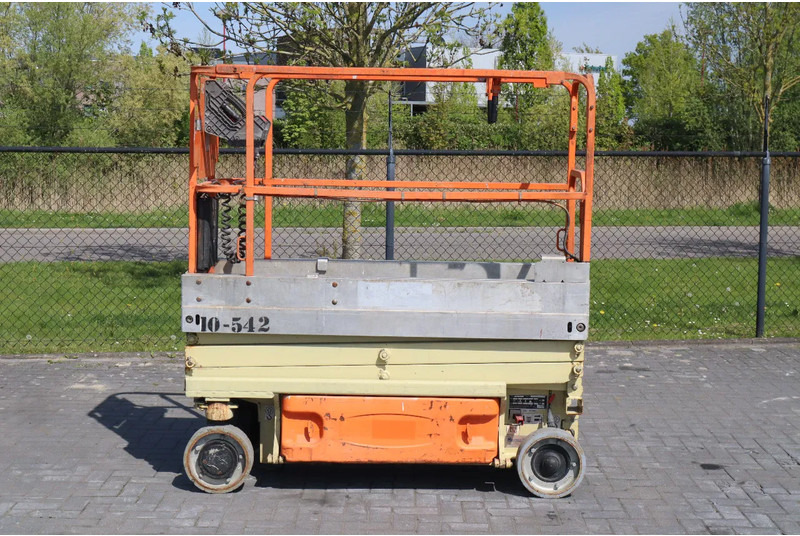 JLG 1930 ES | 7.7 METER | 230 KG - Scissor lift: picture 1 JLG 1930 ES | 7.7 METER | 230 KG - Scissor lift: picture 1