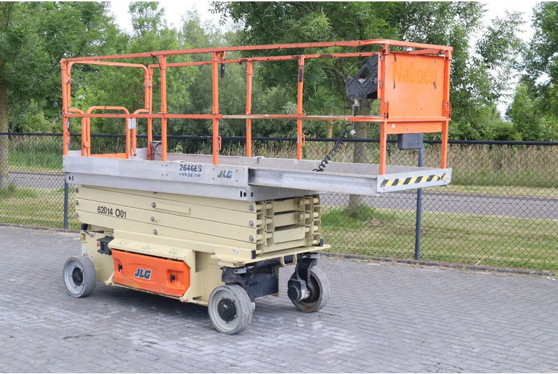 JLG 2646 ES | 10 METER | 450 KG - Scissor lift: picture 5 JLG 2646 ES | 10 METER | 450 KG - Scissor lift: picture 5