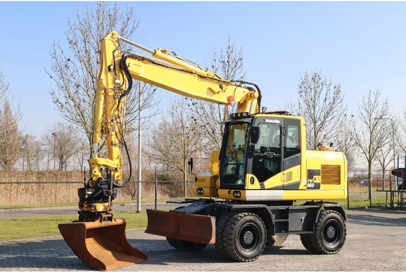 Komatsu PW160-11 | ENGCON TILTROTATOR | BUCKET | TRAILER HYDR. - Wheel excavator: picture 2 Komatsu PW160-11 | ENGCON TILTROTATOR | BUCKET | TRAILER HYDR. - Wheel excavator: picture 2