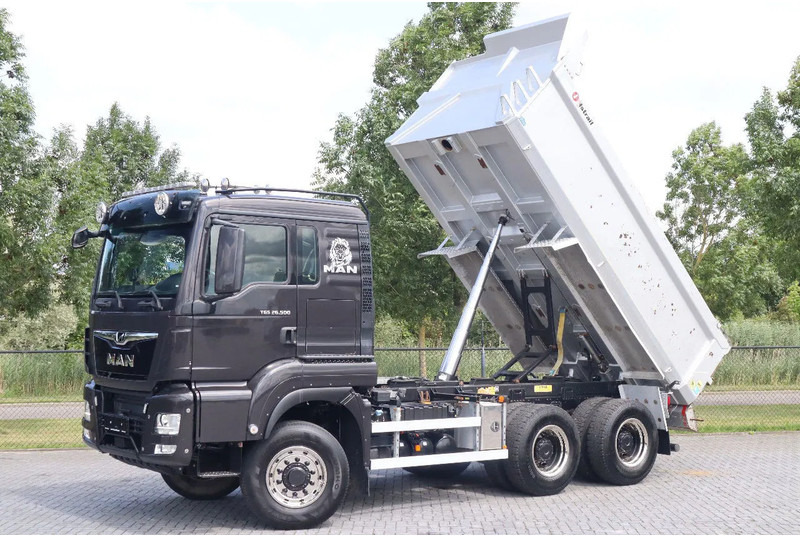 MAN TGS 26.500 | 6X6 | HYDRODRIVE | RETARDER | BIG AXLES | EURO 6 - Tipper: picture 1 MAN TGS 26.500 | 6X6 | HYDRODRIVE | RETARDER | BIG AXLES | EURO 6 - Tipper: picture 1