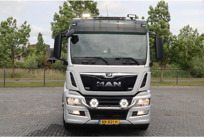 MAN TGS 35.500 8X2*4 | MACHINE TRANSPORT | MASCHINEN | WINCH | REMOTE - Dropside/ Flatbed truck: picture 2 MAN TGS 35.500 8X2*4 | MACHINE TRANSPORT | MASCHINEN | WINCH | REMOTE - Dropside/ Flatbed truck: picture 2