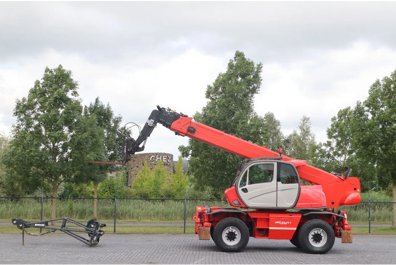 Manitou MRT 2540+ PRIVILEGE | HYDR. FORKS | REMOTE CTRL | PT1500 WINCH - Loader: picture 1 Manitou MRT 2540+ PRIVILEGE | HYDR. FORKS | REMOTE CTRL | PT1500 WINCH - Loader: picture 1