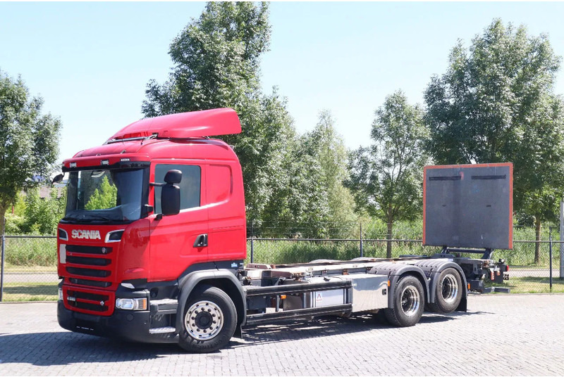 Scania R580 V8 | 6X2 | BDF | RETARDER | TAILLIFT | EURO 6 - Cab chassis truck: picture 1 Scania R580 V8 | 6X2 | BDF | RETARDER | TAILLIFT | EURO 6 - Cab chassis truck: picture 1