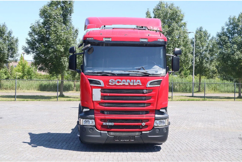Scania R580 V8 | 6X2 | BDF | RETARDER | TAILLIFT | EURO 6 - Cab chassis truck: picture 2 Scania R580 V8 | 6X2 | BDF | RETARDER | TAILLIFT | EURO 6 - Cab chassis truck: picture 2