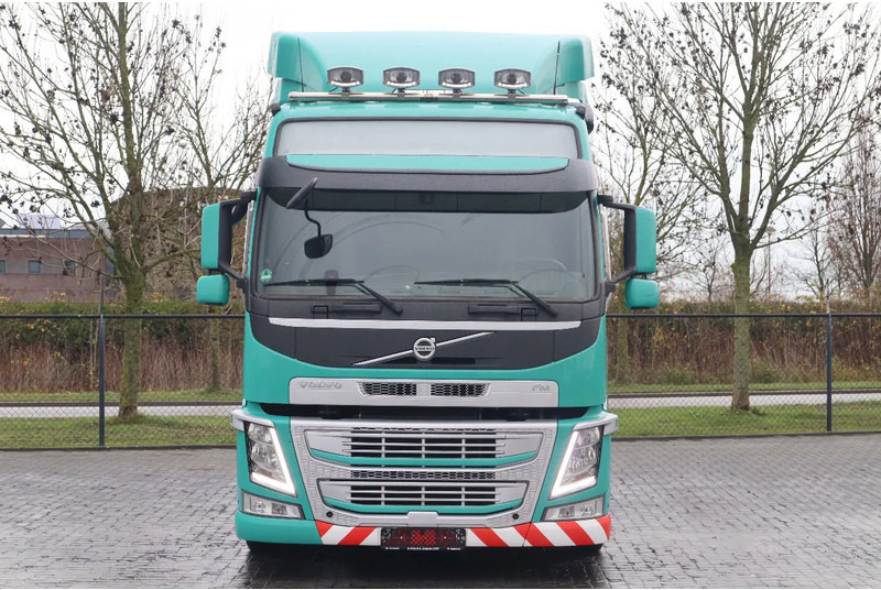 Volvo FM 330 | 4X2 | 275.000 KM ! | XLOW / LOW DECK - Tractor unit: picture 2 Volvo FM 330 | 4X2 | 275.000 KM ! | XLOW / LOW DECK - Tractor unit: picture 2