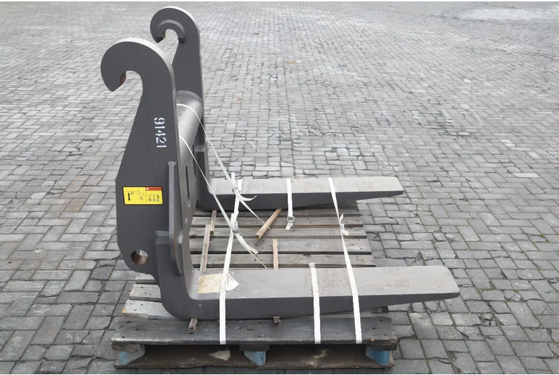 Volvo 91421 | STONE FORKS | VORKENBORD | GABEL | L150 - L220 - Forks for Material handling equipment: picture 4 Volvo 91421 | STONE FORKS | VORKENBORD | GABEL | L150 - L220 - Forks for Material handling equipment: picture 4