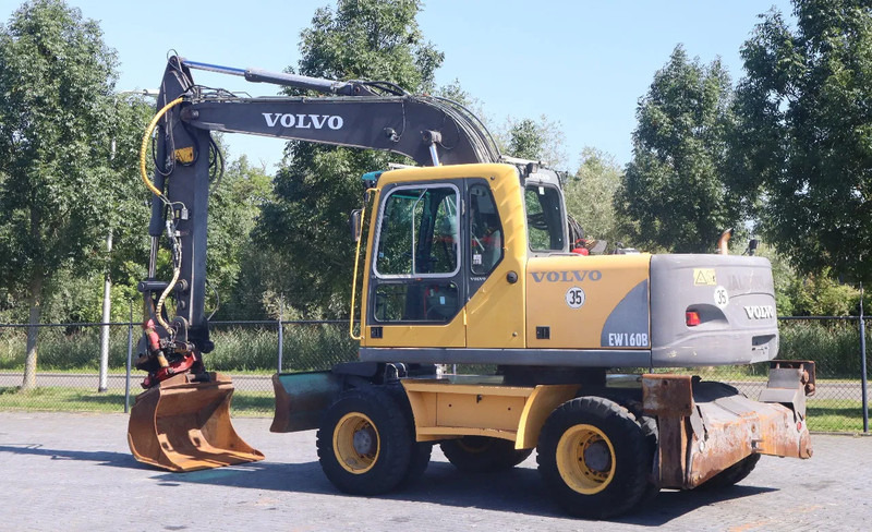 Volvo EW160B | EW 160 B | TILT ROTATOR | BUCKET | OUTRIGGERS | BLADE - Wheel excavator: picture 3 Volvo EW160B | EW 160 B | TILT ROTATOR | BUCKET | OUTRIGGERS | BLADE - Wheel excavator: picture 3