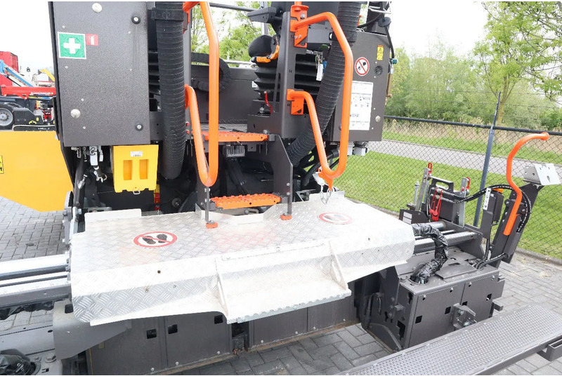 Asphalt machine Volvo P2870 D ABG | ASPHALT PAVER | NEW / UNUSED | BOMAG BF300: picture 15
