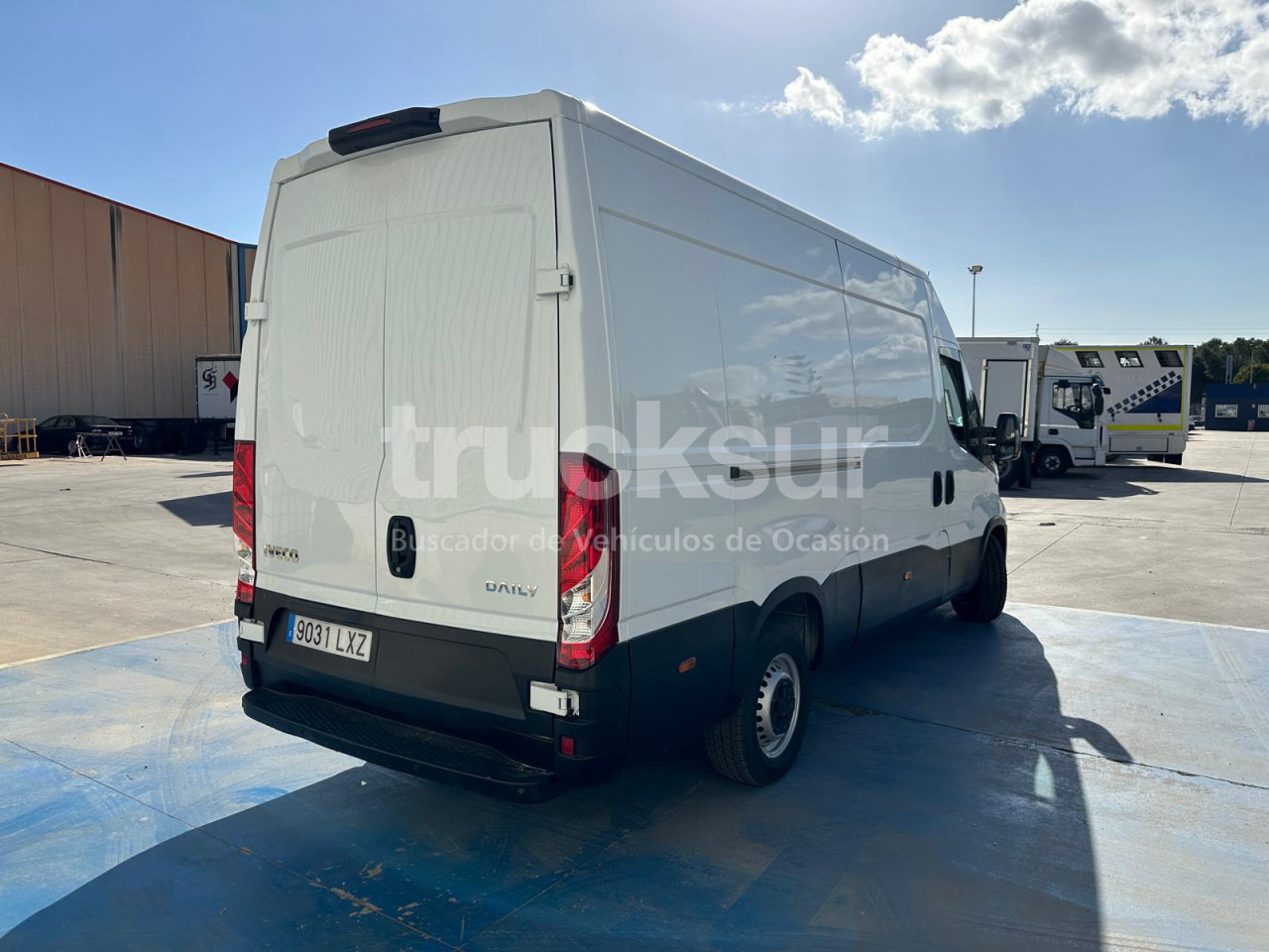 IVECO DAILY 35S16 F 12M3 - Box van: picture 4 IVECO DAILY 35S16 F 12M3 - Box van: picture 4