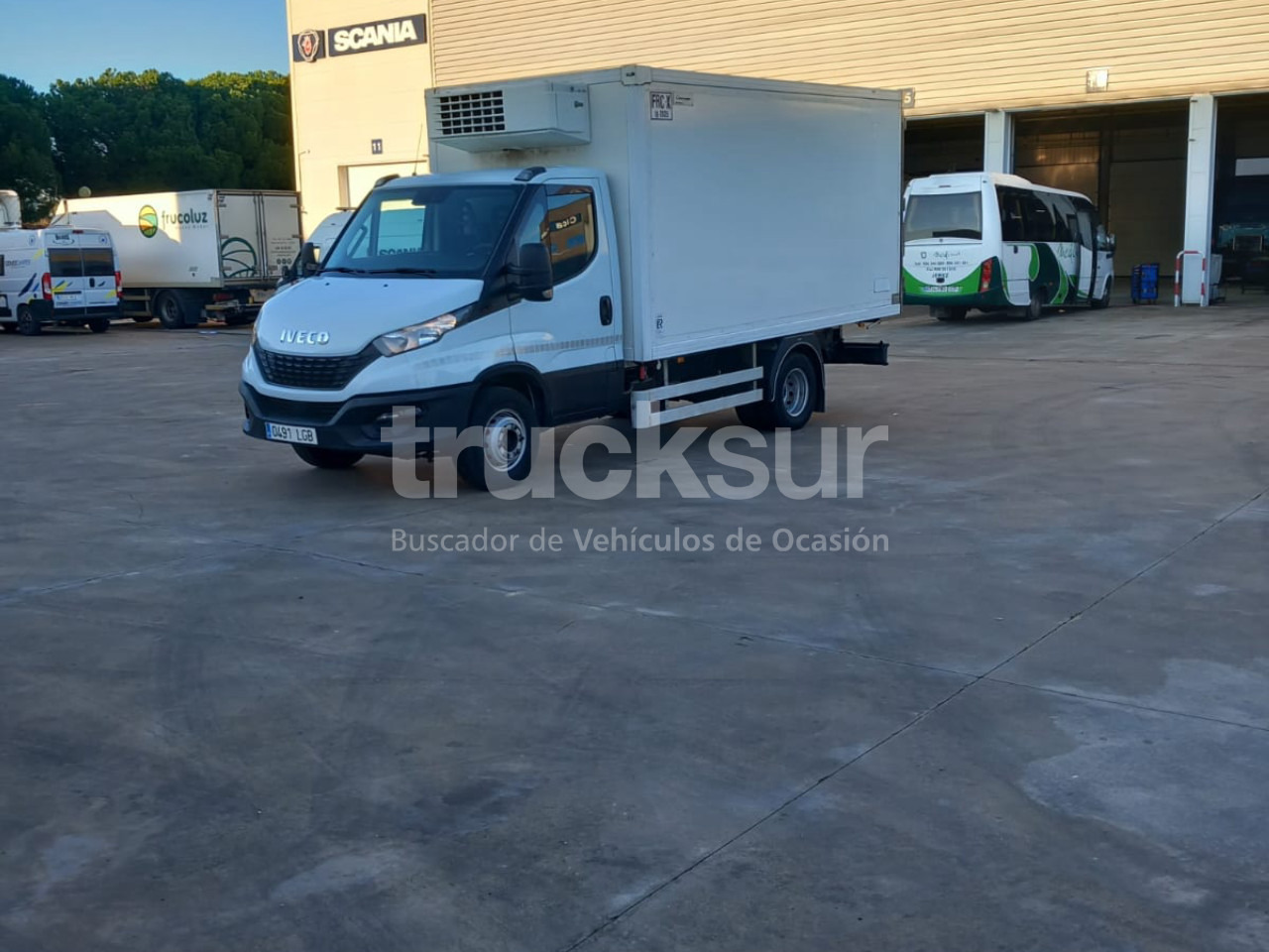 IVECO DAILY 72C16 FRC THK - Box truck: picture 2 IVECO DAILY 72C16 FRC THK - Box truck: picture 2