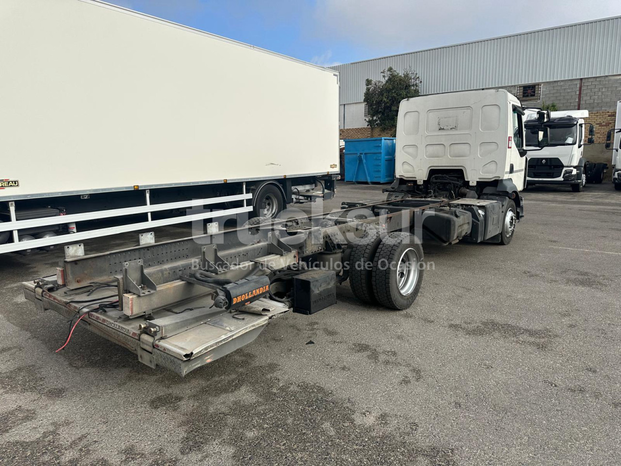 RENAULT D CHASIS CABINA - Cab chassis truck: picture 4 RENAULT D CHASIS CABINA - Cab chassis truck: picture 4