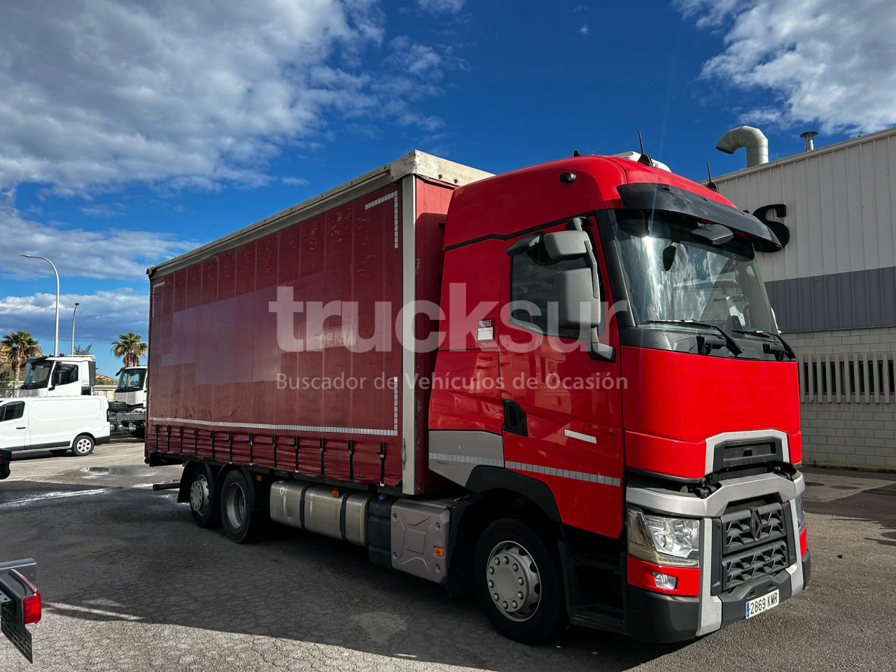 RENAULT T480 HIGH SLEEPER CAB 6X2*4 ejes 6x2*4 - Curtainsider truck: picture 2 RENAULT T480 HIGH SLEEPER CAB 6X2*4 ejes 6x2*4 - Curtainsider truck: picture 2