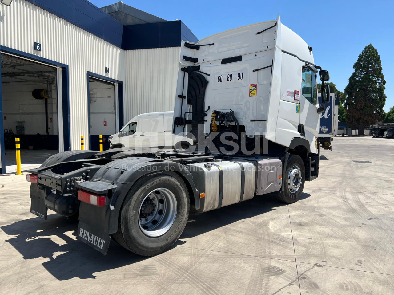 RENAULT C480 - Tractor unit: picture 3 RENAULT C480 - Tractor unit: picture 3