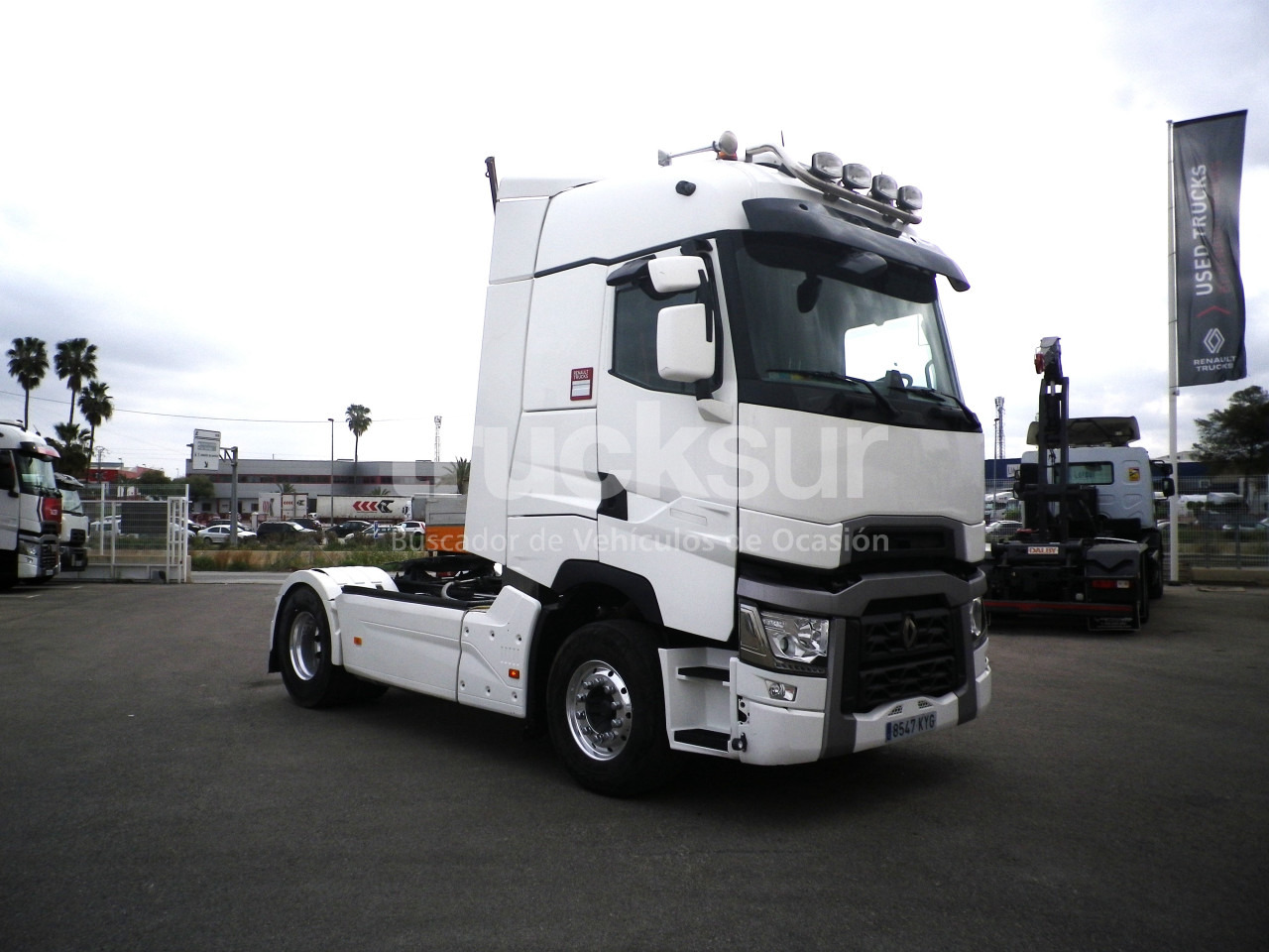 RENAULT T520 HIGH SLEEPER CAB - Tractor unit: picture 2 RENAULT T520 HIGH SLEEPER CAB - Tractor unit: picture 2