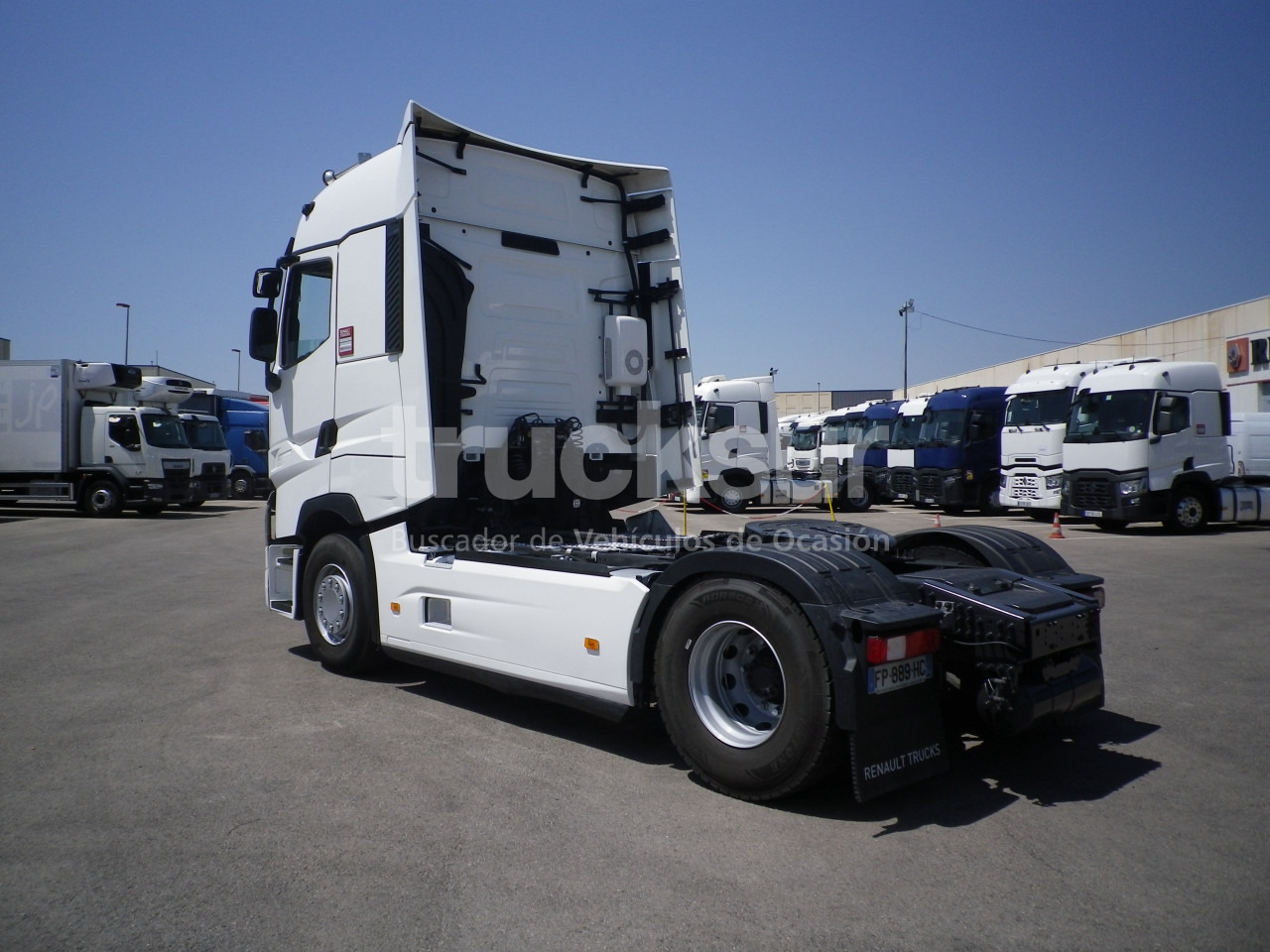 RENAULT T520 HIGH SLEEPER CAB - Tractor unit: picture 5 RENAULT T520 HIGH SLEEPER CAB - Tractor unit: picture 5