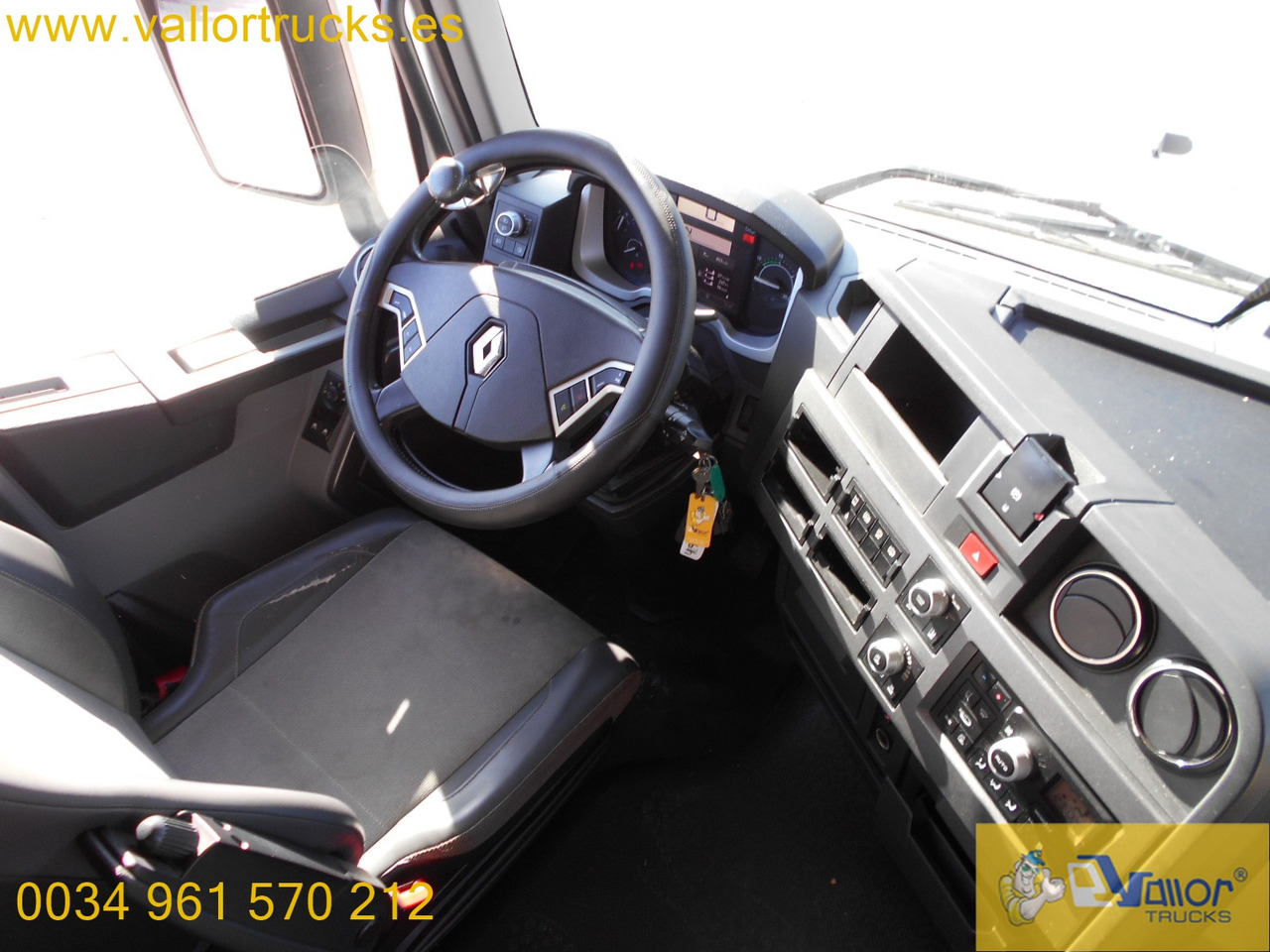 RENAULT T460 - Curtainsider truck: picture 5 RENAULT T460 - Curtainsider truck: picture 5