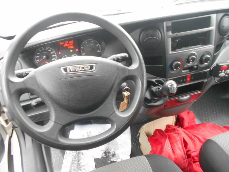 Refrigerated van Iveco Daily 35C17: picture 12