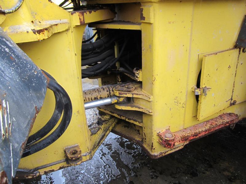 Wheel loader Komatsu WA420-3 active: picture 8