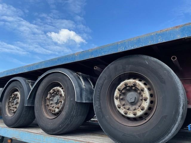 Lecitrailer - Dropside/ Flatbed semi-trailer: picture 2 Lecitrailer - Dropside/ Flatbed semi-trailer: picture 2