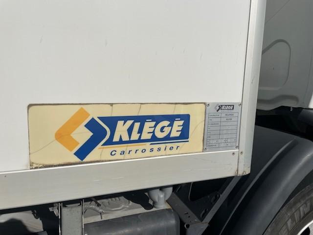 Renault Gamme D 280.19 - Refrigerator truck: picture 4 Renault Gamme D 280.19 - Refrigerator truck: picture 4