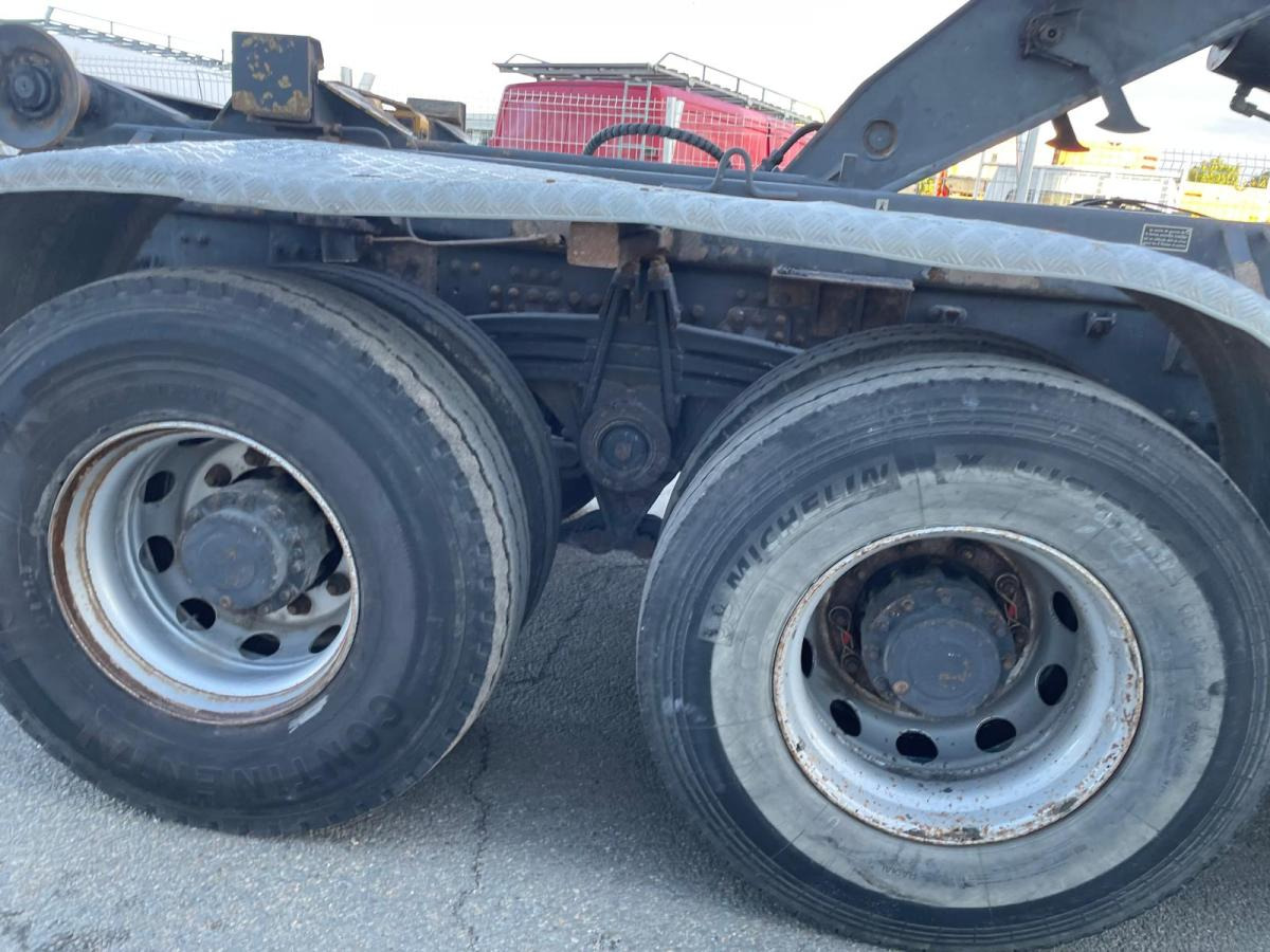 Renault Kerax 410 DXI - Hook lift truck: picture 5 Renault Kerax 410 DXI - Hook lift truck: picture 5