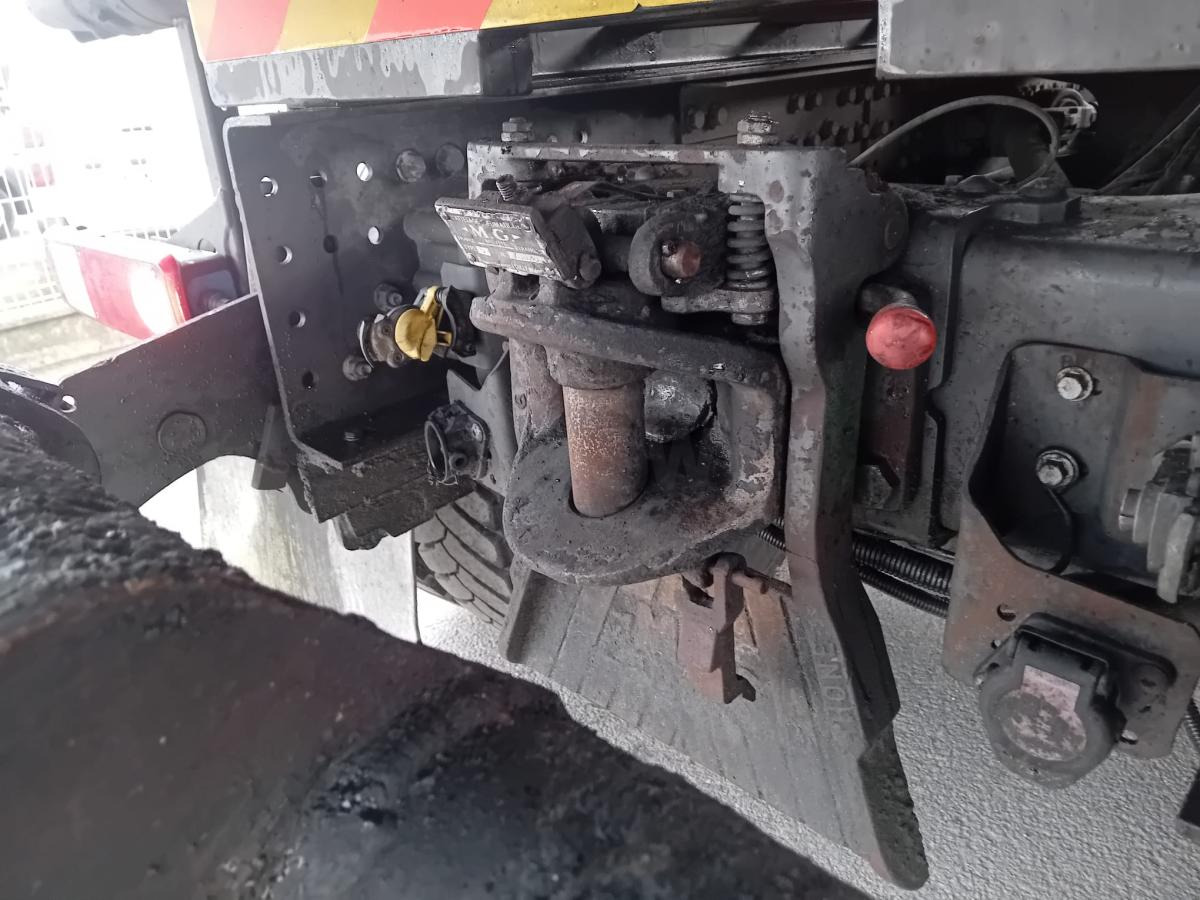 Renault Kerax 430 DXI - Tipper: picture 3 Renault Kerax 430 DXI - Tipper: picture 3