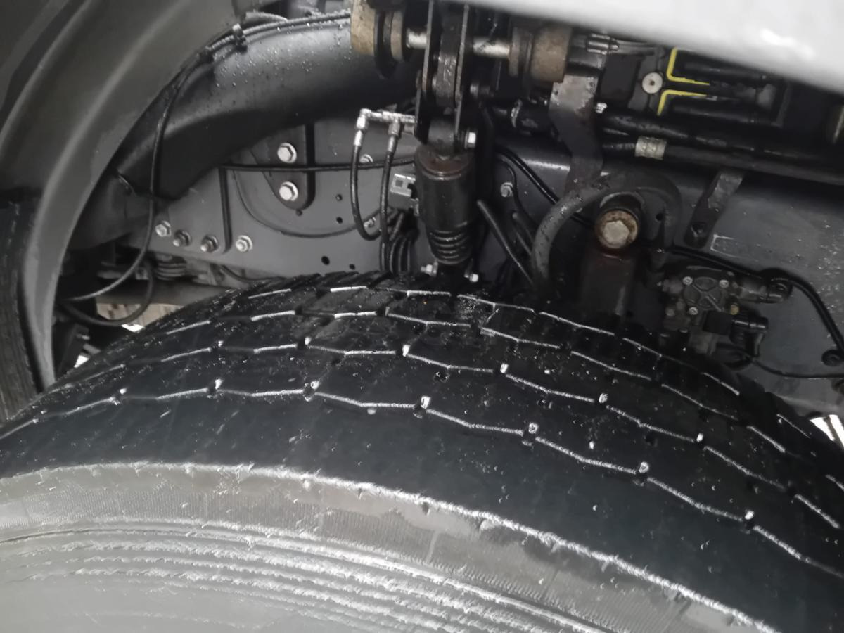 Renault Premium 320.19 DXI - Garbage truck: picture 3 Renault Premium 320.19 DXI - Garbage truck: picture 3