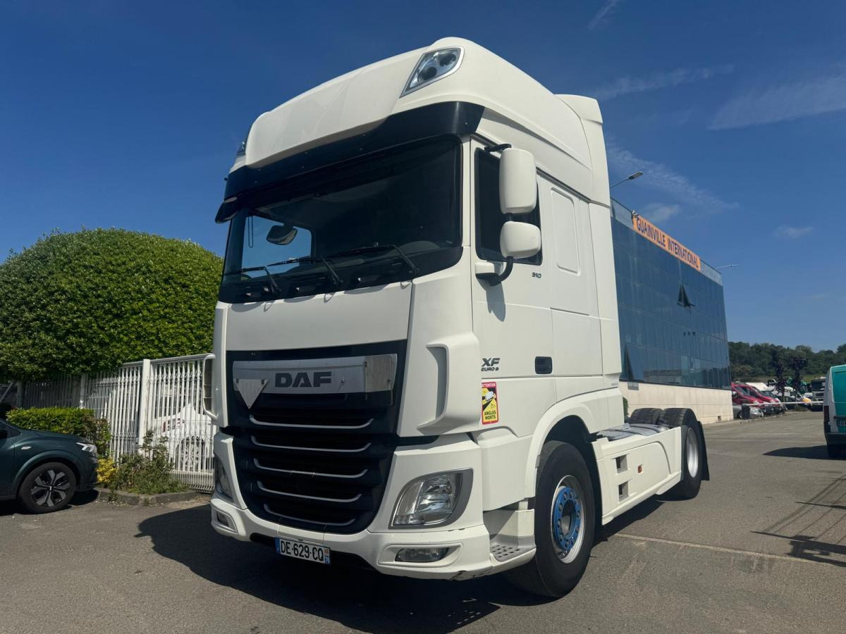 DAF XF105 510 - Tractor unit: picture 1 DAF XF105 510 - Tractor unit: picture 1