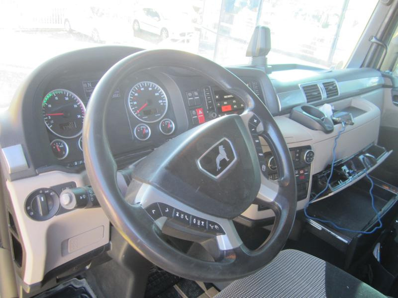 Tractor unit MAN TGX 18.460: picture 8