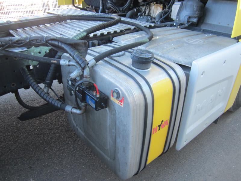 Tractor unit MAN TGX 18.460: picture 6