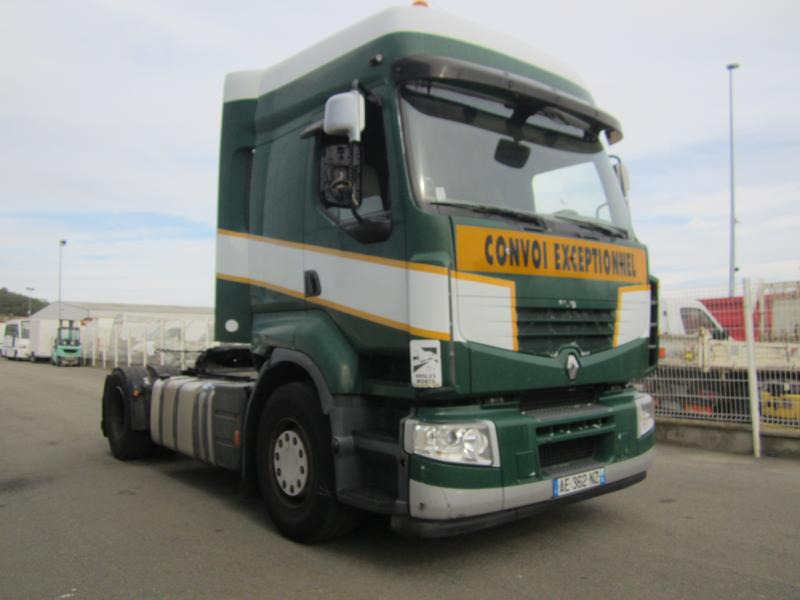 Renault Premium - Tractor unit: picture 2 Renault Premium - Tractor unit: picture 2