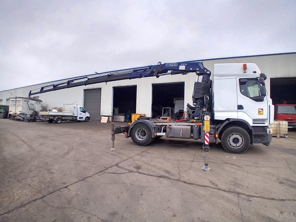 Renault Premium - Tractor unit: picture 3 Renault Premium - Tractor unit: picture 3