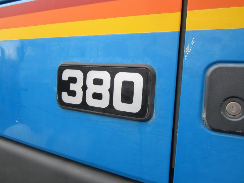 Volvo FM12 380 - Tractor unit: picture 3 Volvo FM12 380 - Tractor unit: picture 3