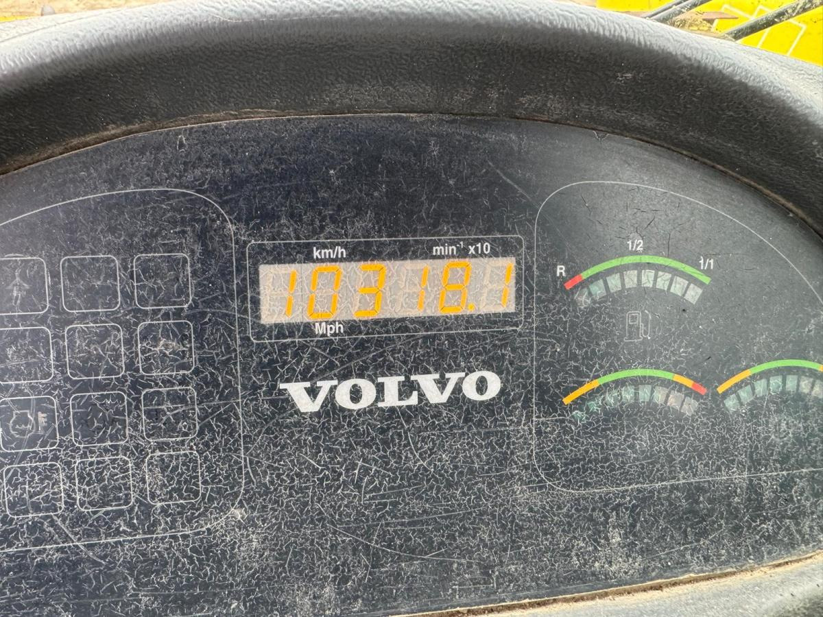 Wheel loader Volvo L 35 BZ: picture 18