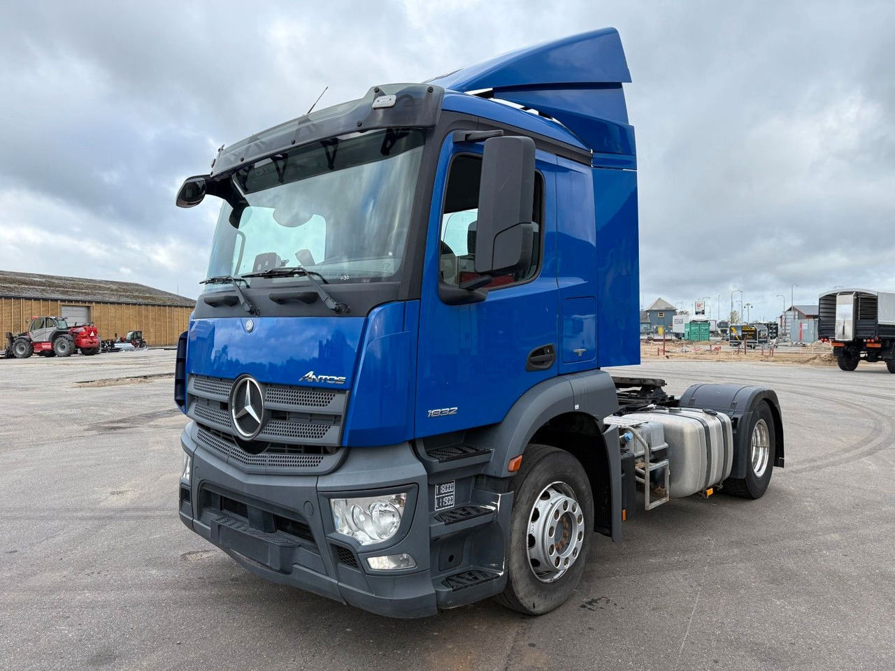 Mercedes-Benz Actros 1832 4x2 Euro 6 - Tractor unit: picture 1 Mercedes-Benz Actros 1832 4x2 Euro 6 - Tractor unit: picture 1