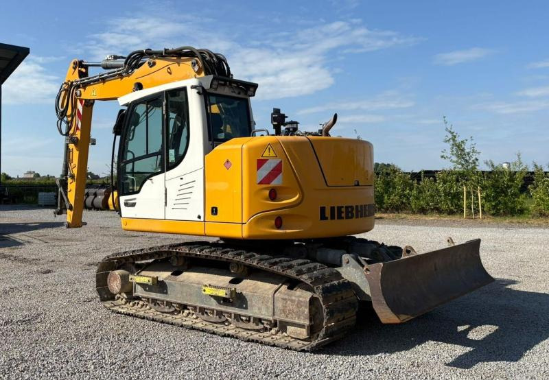 Liebherr R914 Compact Litronic - Crawler excavator: picture 1 Liebherr R914 Compact Litronic - Crawler excavator: picture 1