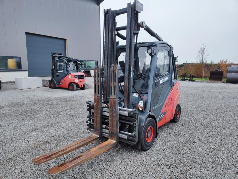 Linde H35D - Diesel forklift: picture 3 Linde H35D - Diesel forklift: picture 3