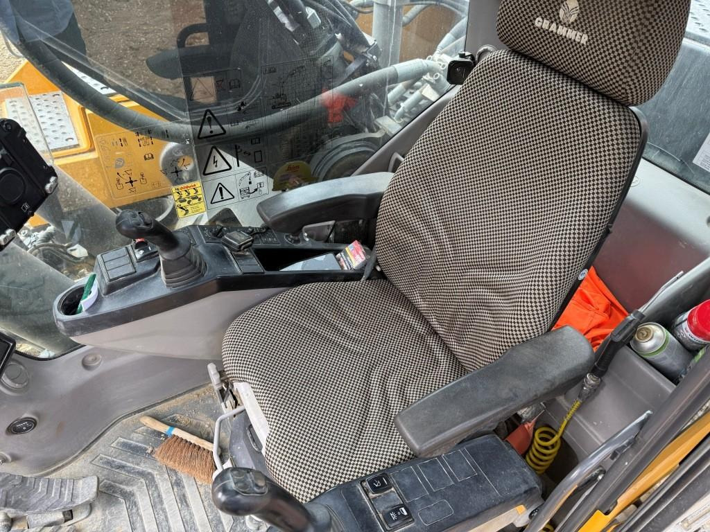 Volvo EC380ENL - Crawler excavator: picture 5 Volvo EC380ENL - Crawler excavator: picture 5