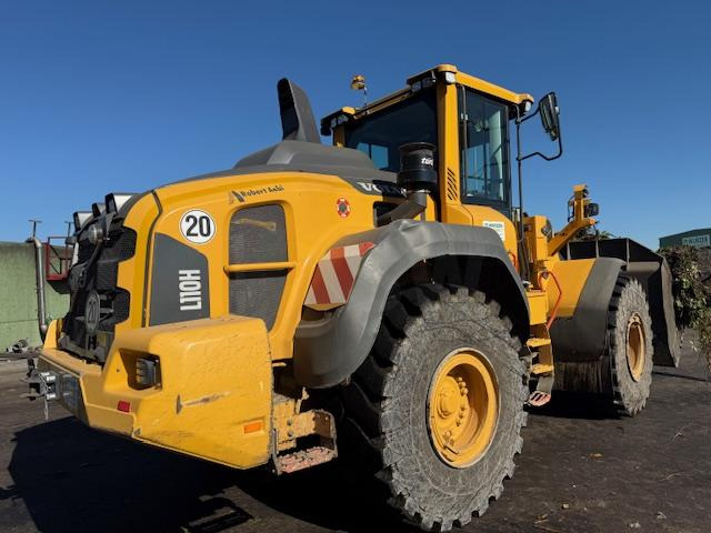 Volvo L110H - Wheel loader: picture 2 Volvo L110H - Wheel loader: picture 2