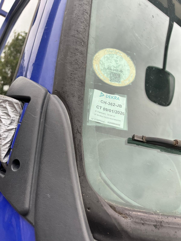 Volvo FM 420 - Dropside/ Flatbed truck: picture 3 Volvo FM 420 - Dropside/ Flatbed truck: picture 3