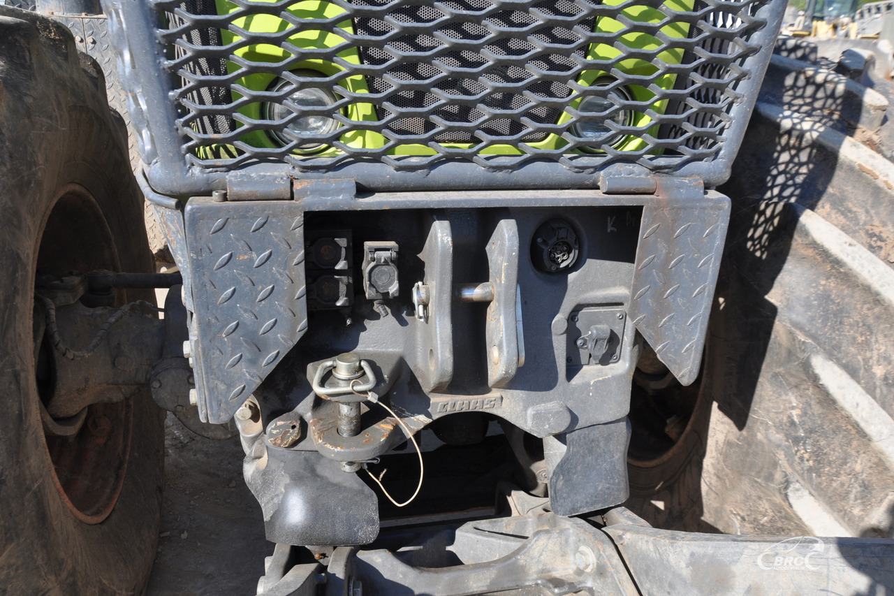 Farm tractor Claas Axion 870: picture 11