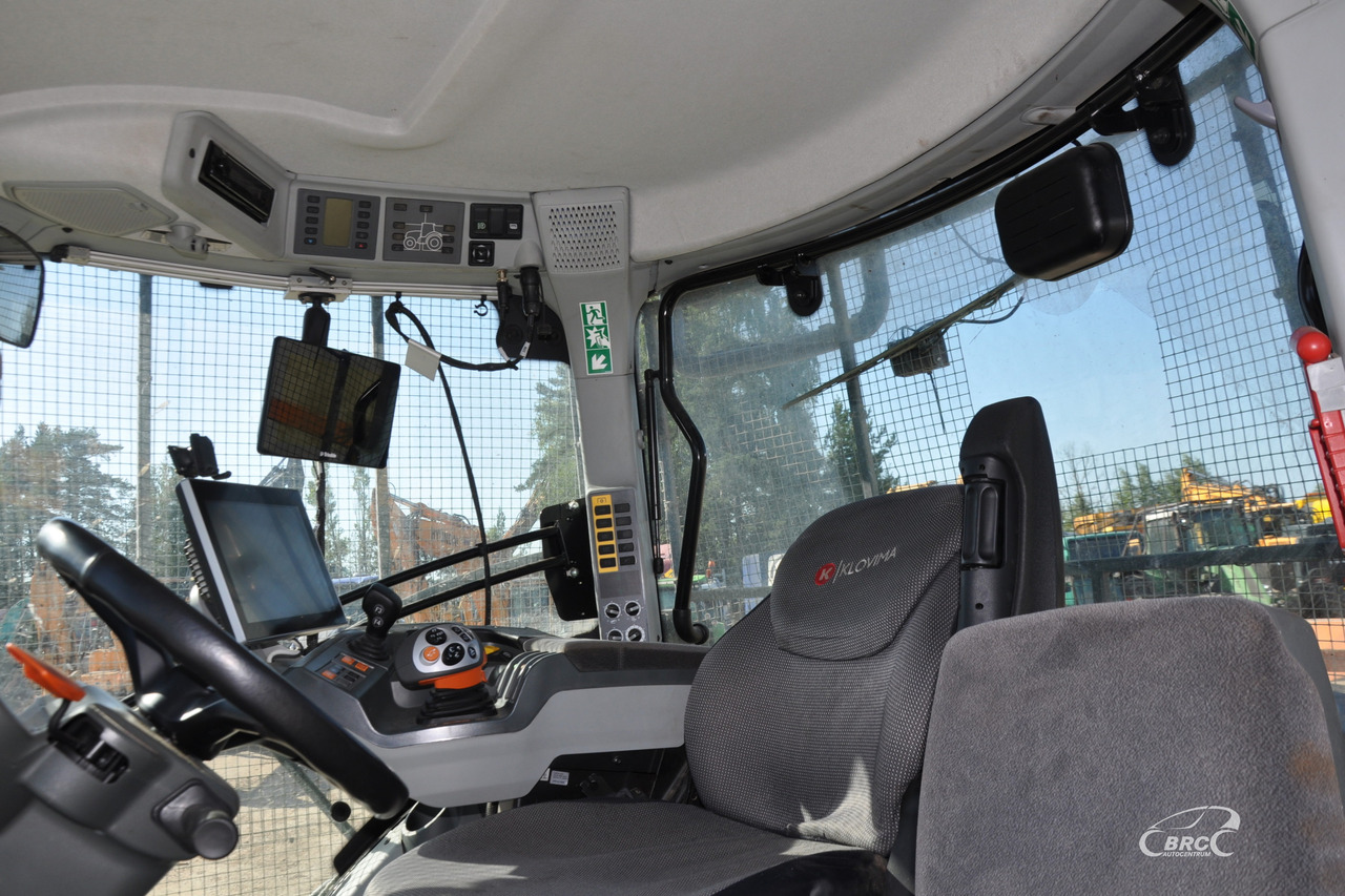 Farm tractor Claas Axion 870: picture 13