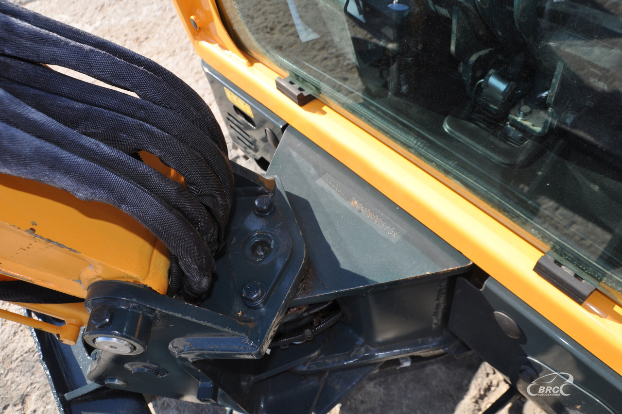 Mini excavator Hyundai R18-9: picture 18