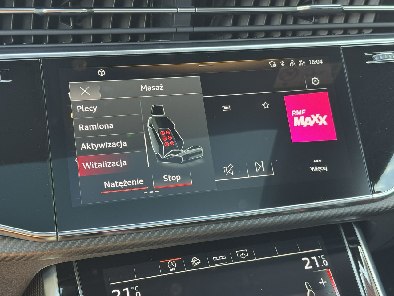 SUV Audi RS Q8: picture 27