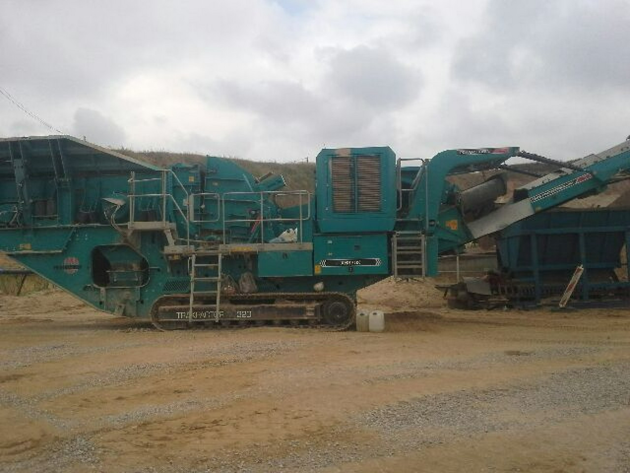 Extec PowerScreen Trakpactor 320 CR 027 Wydajność nawet do 320t/h - Impact crusher: picture 1 Extec PowerScreen Trakpactor 320 CR 027 Wydajność nawet do 320t/h - Impact crusher: picture 1