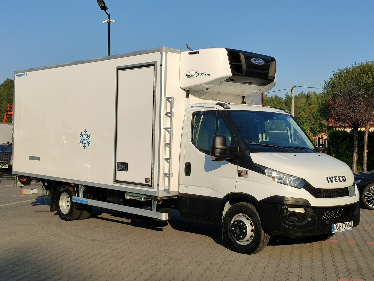 Iveco Daily 70C17 Mroźnia Ściana Grodziowa Multitemperatura - Refrigerated van: picture 2 Iveco Daily 70C17 Mroźnia Ściana Grodziowa Multitemperatura - Refrigerated van: picture 2