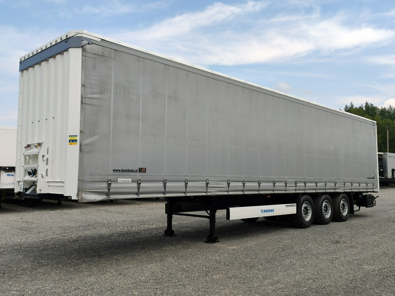 Curtainsider semi-trailer Krone Standard OŚ Podnoszona SAF 2017r: picture 39