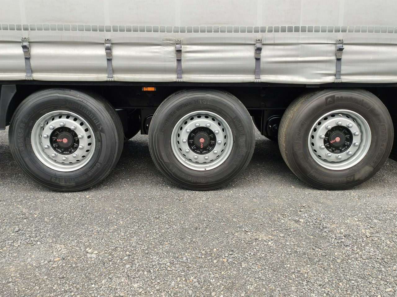 Curtainsider semi-trailer Krone Standard OŚ Podnoszona SAF 2017r: picture 15