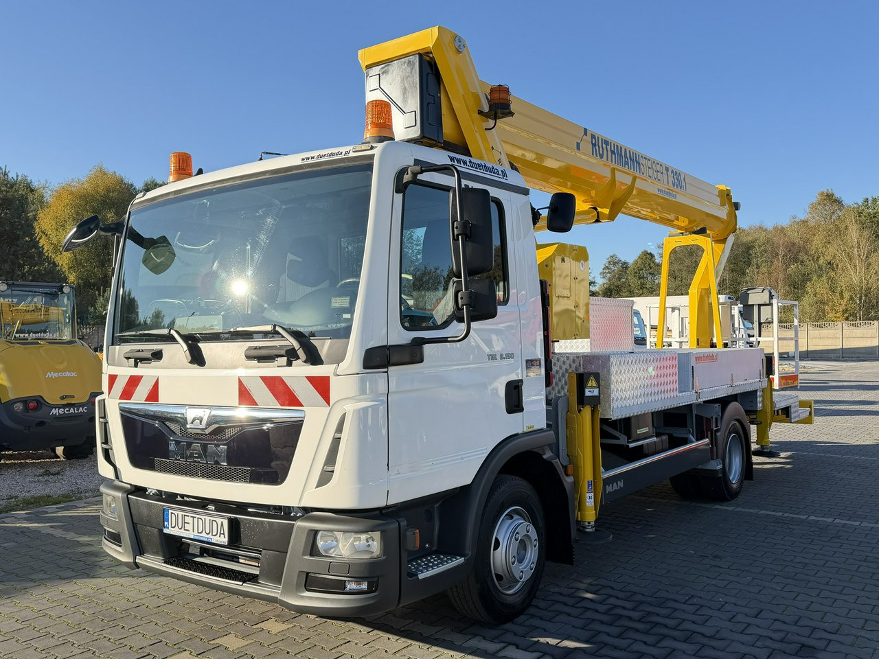 MAN TGL 7.150 Zwyżka Ruthmann T330 33-Metry w bok 21m Mały przebieg - Truck mounted aerial platform: picture 5 MAN TGL 7.150 Zwyżka Ruthmann T330 33-Metry w bok 21m Mały przebieg - Truck mounted aerial platform: picture 5